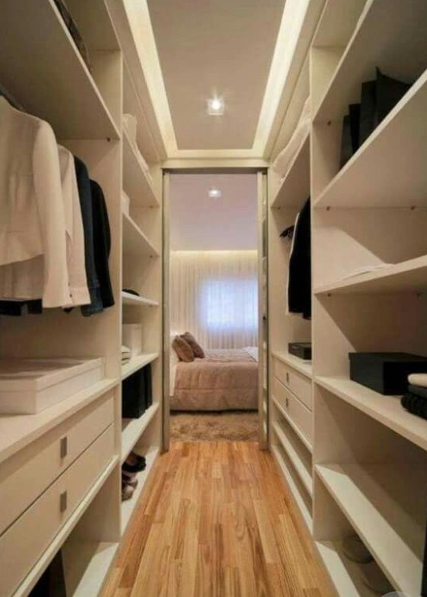 П-образная гардеробная комната в спальню Азов