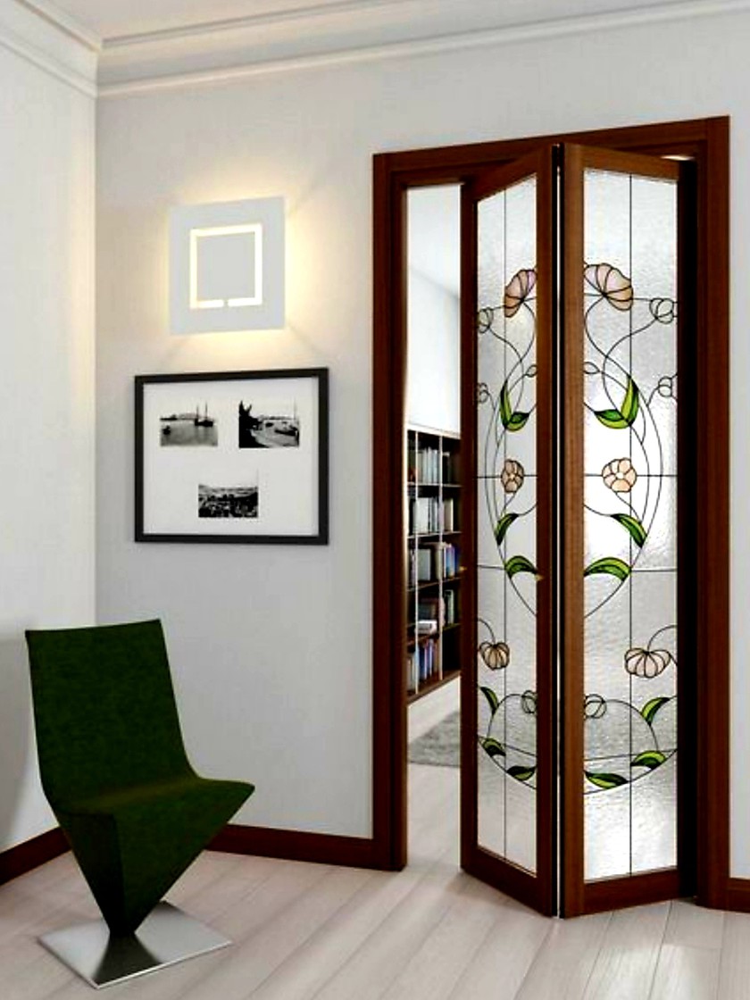 Двери гармошка с витражным декором Азов