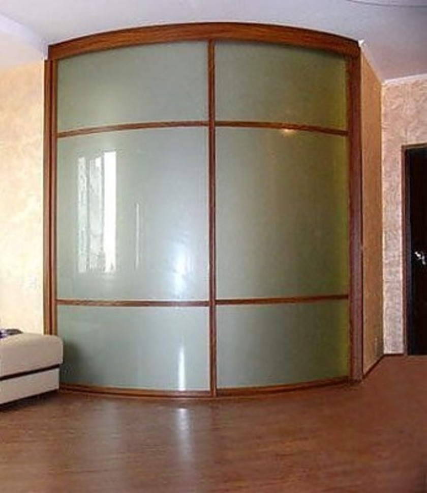 Встроенный шкаф купе радиусный в классическом стиле Азов
